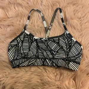 Lululemon sports bra